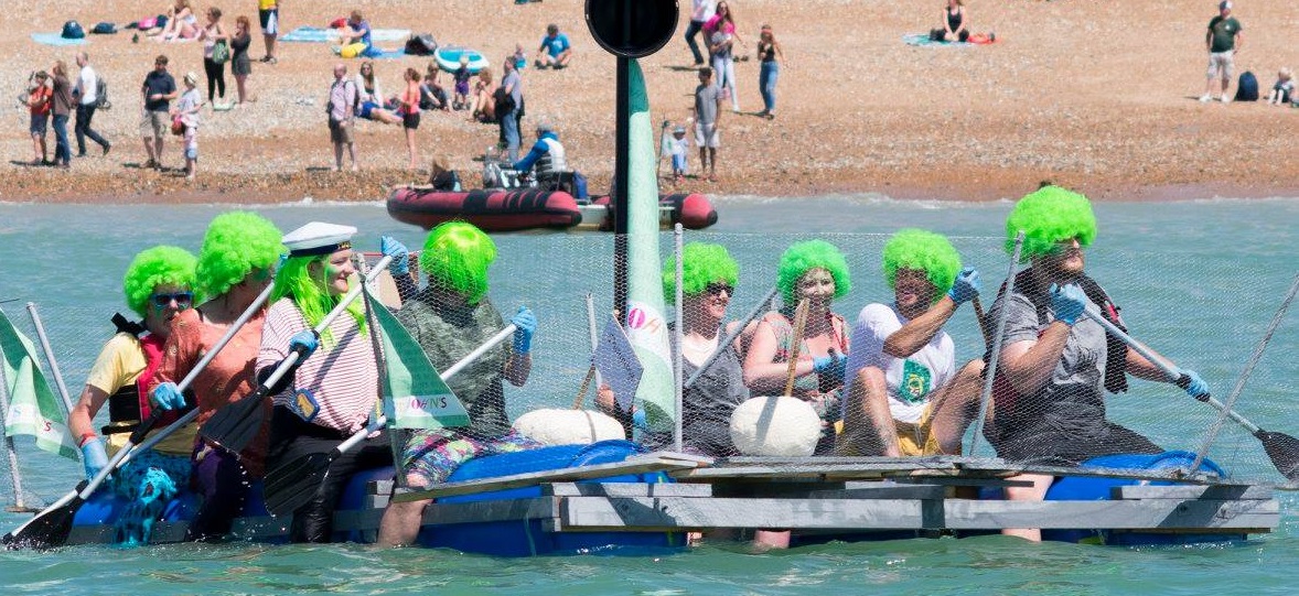 Photo Paddle Round the Pier 2 Title Sussex Magazine www.titlesussex.co.uk