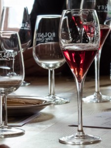 wine-glass-cut