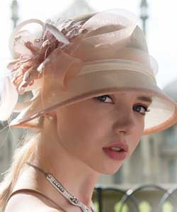 Nude-&-Cream-Occasion-Hat-with-Feather-Flower-by-Suzanne-Bettley
