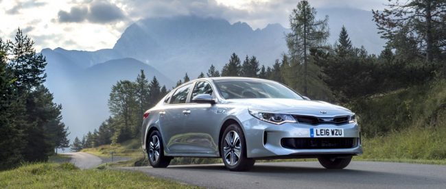 1237458_optima-hybrid-saloon-007