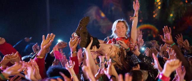 crowdsurf-xtend990x442