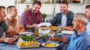 Nick Knowles shares vegan food with friends