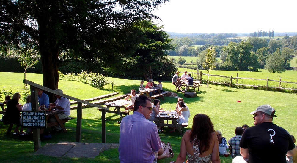 https://titlesussex.co.uk/wp-content/uploads/2018/07/The-Griffin-Inn-Serengeti.jpg