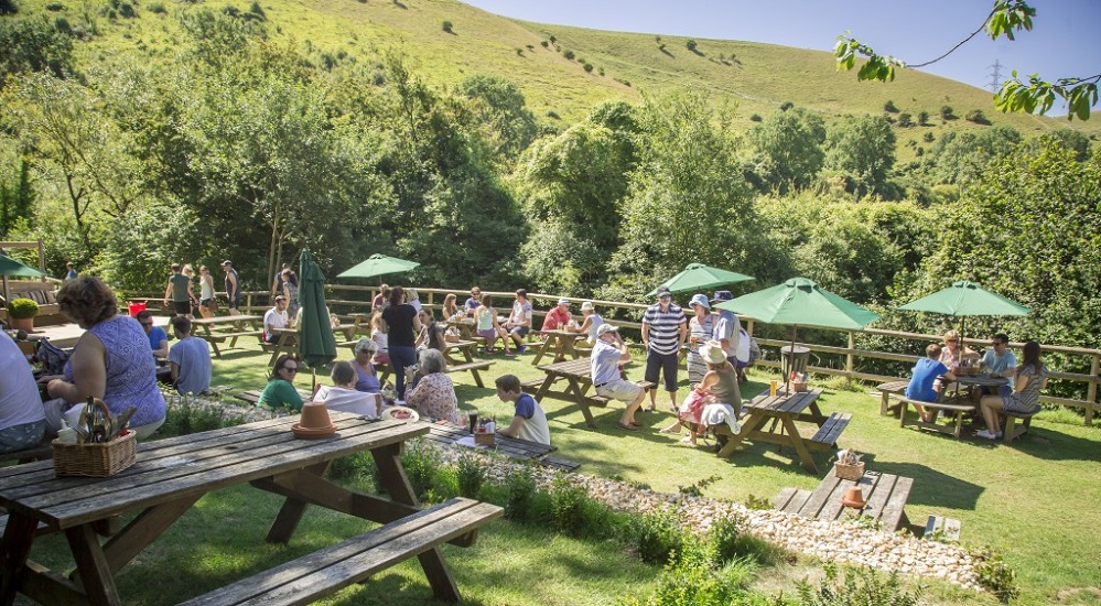 https://titlesussex.co.uk/wp-content/uploads/2018/07/The-Shepherd-and-Dog.jpg