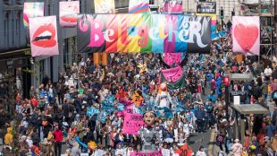 Brighton Festival Children's Parade 2019 David Bracey www.titlesussex.ac.uk