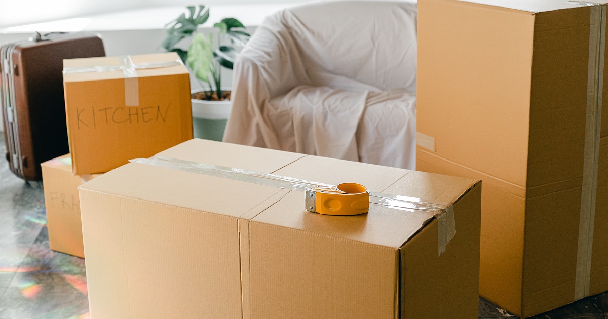moving boxes for downsizing home article for title sussex www.titlesussex.co.uk